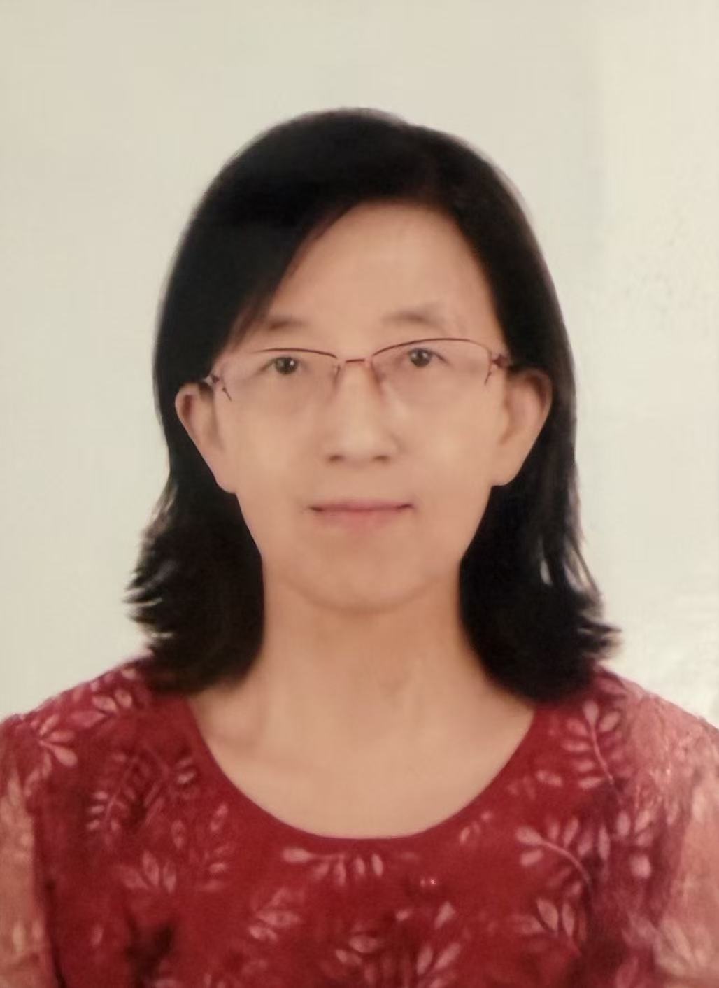李秋芳 副秘书长